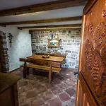 Holiday home Vineyard Na Hribu *