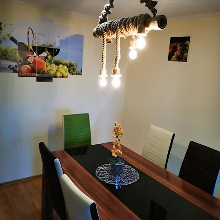 Vineyard Na Hribu * Dvor