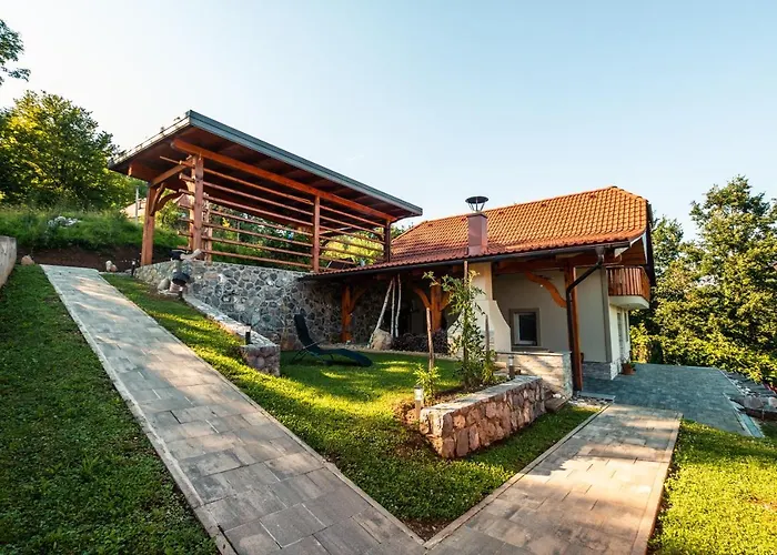 Semesterbostad Vineyard Na Hribu Dvor