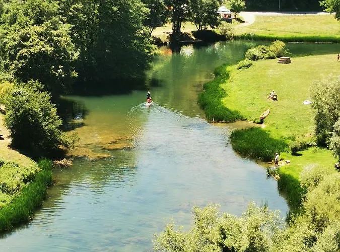 Semesterbostad Vineyard Na Hribu Dvor