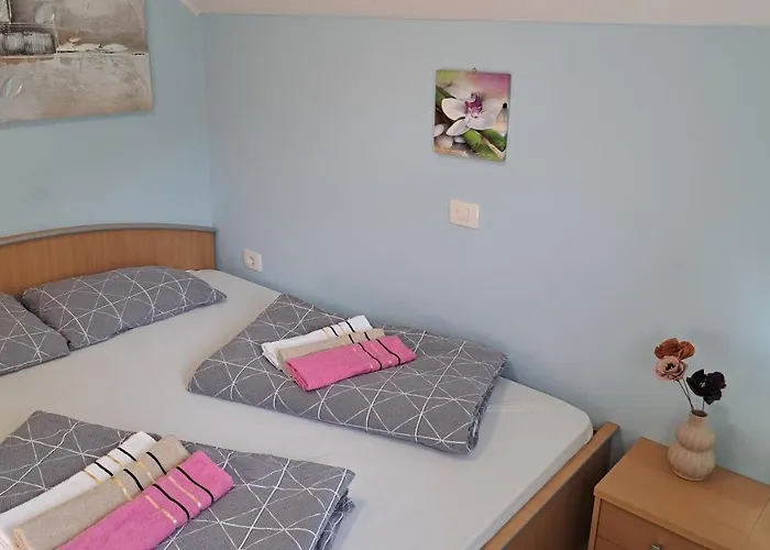 Vineyard Na Hribu Ferienhaus Dvor